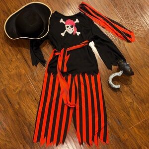 Classic Kids Pirate Costume - Black & Red youth Small